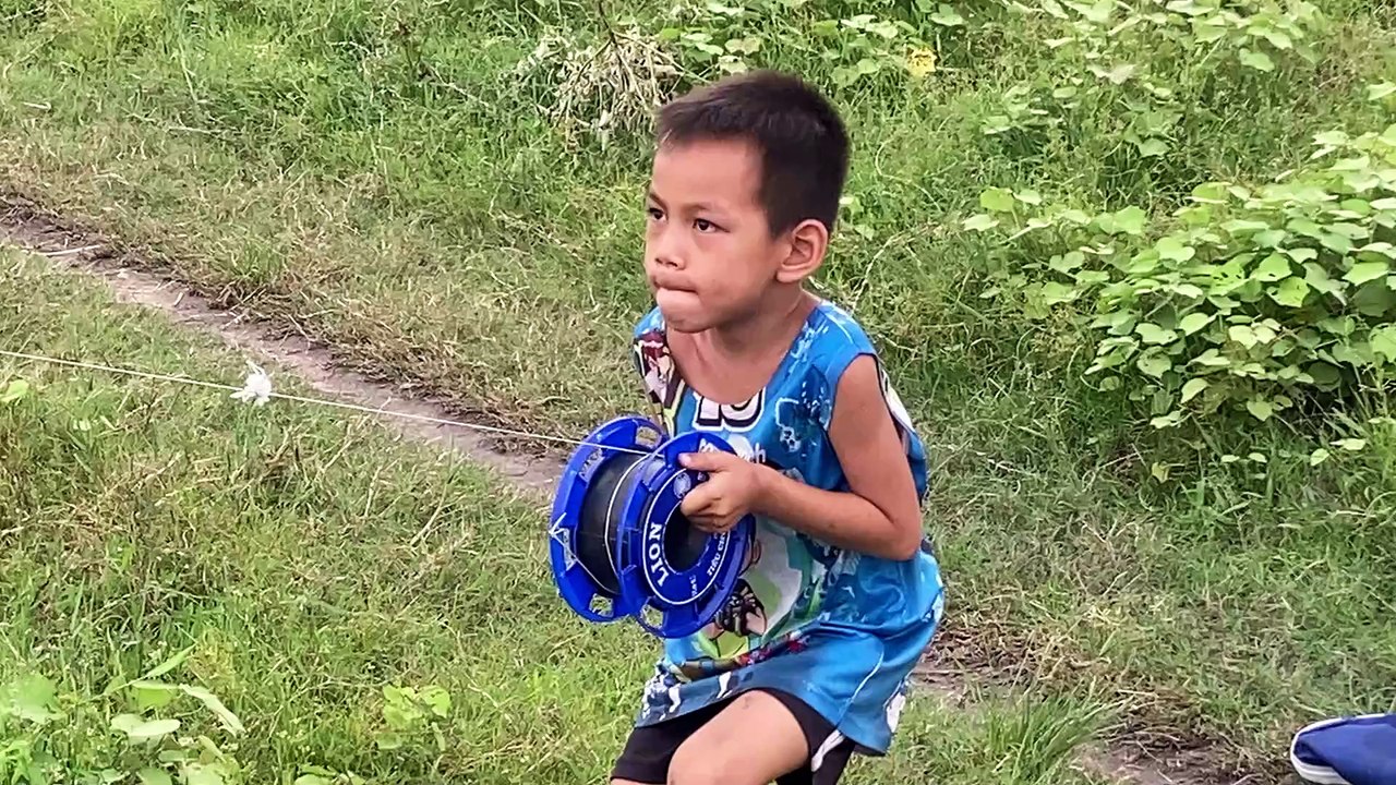 Học sinh aido 8 tủi thả diều sáo và cái kết