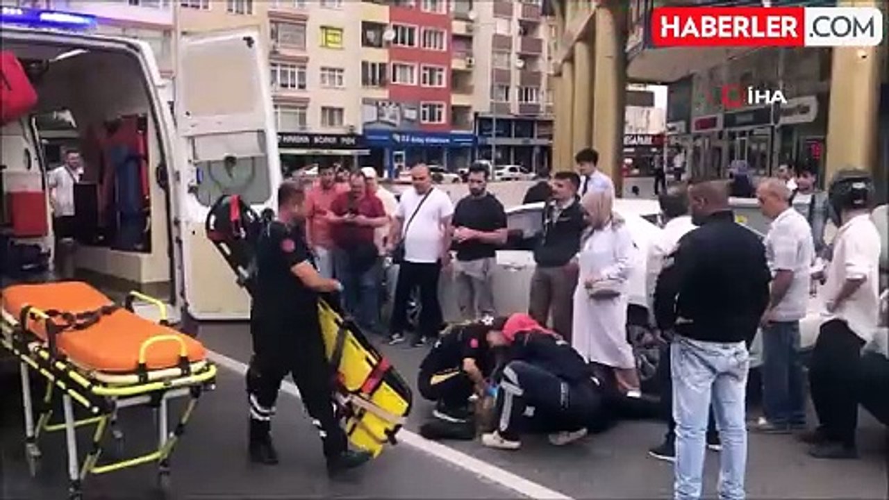 Çorlu'da motosiklet yayaya çarptı: 2 yaralı