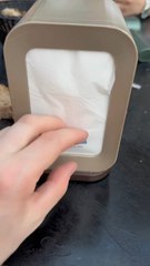 Pourquoi les serviettes dans les bars n’essuient pas ?