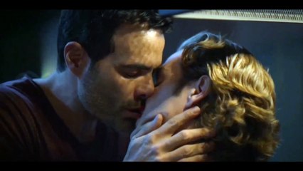 Rodolfo and Sofia Jose and Lorenzo Alejandro Nones and Ana Lucía kissing scene Who killed Sarah