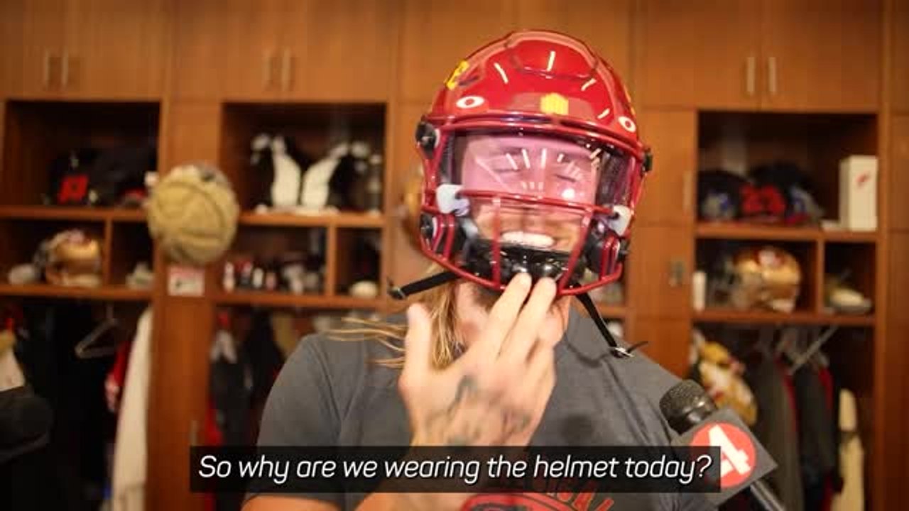 Kittle dons Purdy's Iowa helmet after losing bet