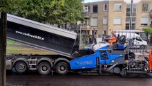 Applying a new layer of asphalt
