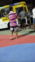 Ex-rodoviário furta ônibus