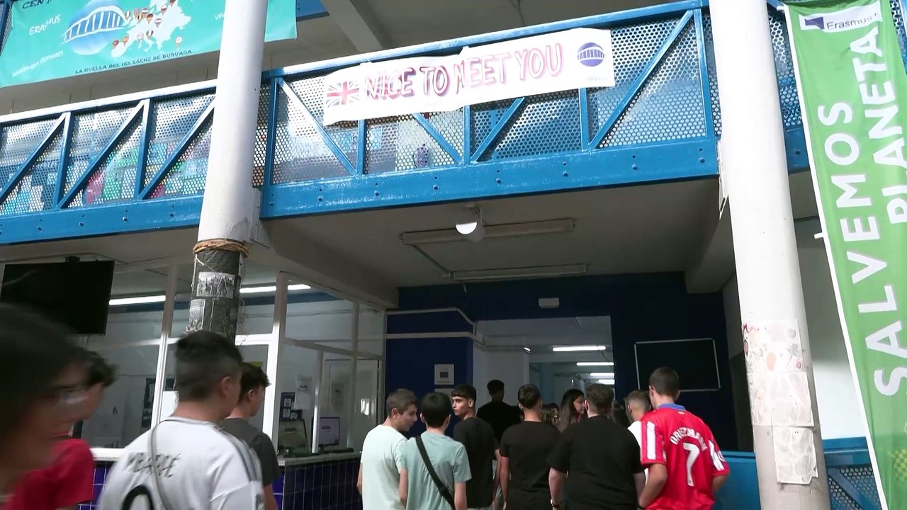 La escuela pública arranca el público con un déficit de 45.778 docentes, según CSIF