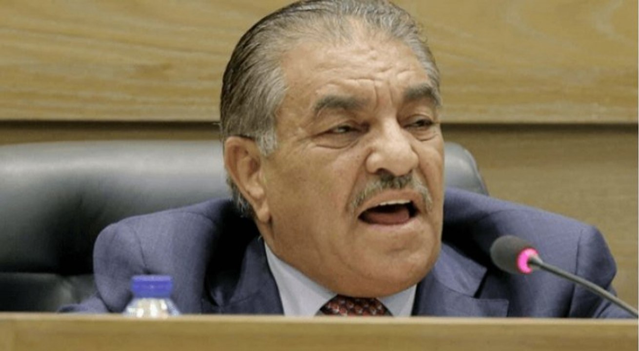 ذهول وصمت.. هكذا انهار نائب برلماني في الأردن بعد رسوبه في الانتخابات