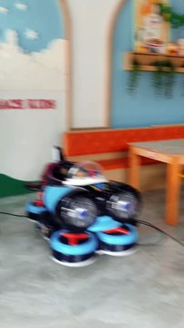 Công trình nhà siêu thị xây khung bằng cốt thép tường và sàn, trần ghép bằng tấm panel bê tông khí chưng áp