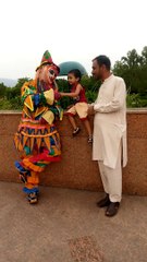 Creepy Clown Sightings Are Happening Again (Scary Clown Spotted)