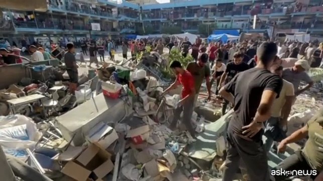 Gaza, 6 operatori Unrwa morti in raid israeliano in scuola a Nuseirat