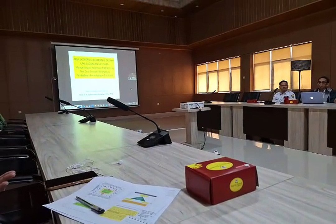 Diskusi dan Paparan Hasil Studi Pengembangan Model Usaha  Pertani