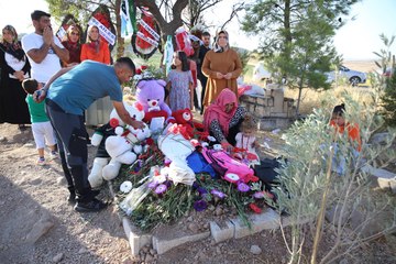 Narin Güran'ın mezarına ziyaretler sürüyor