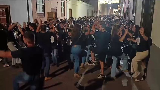 La Laguna logra el récord Guinness por el Tajaraste más multitudinario