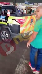 Motorista denuncia viatura da Transalvador estacionada em vaga para PCD; órgão se pronuncia