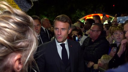 Emmanuel Macron: "J'espère que les compromis se tisseront pour le pays"