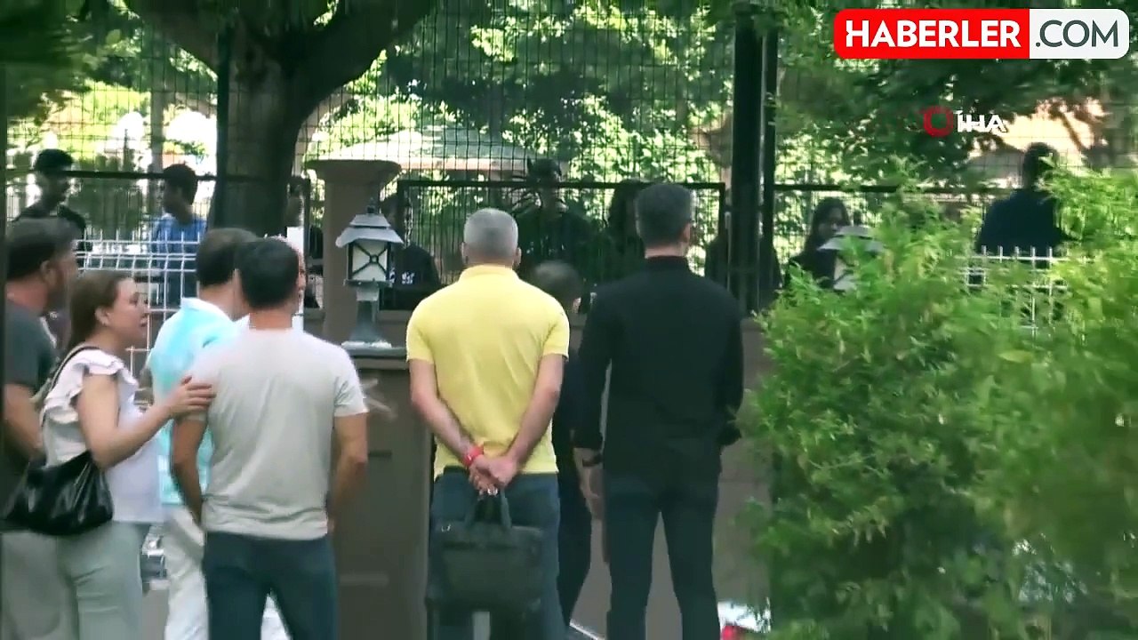 Boşanma aşamasındaki karısına kurşun yağdıran zanlı saklandığı yerde yakalandı