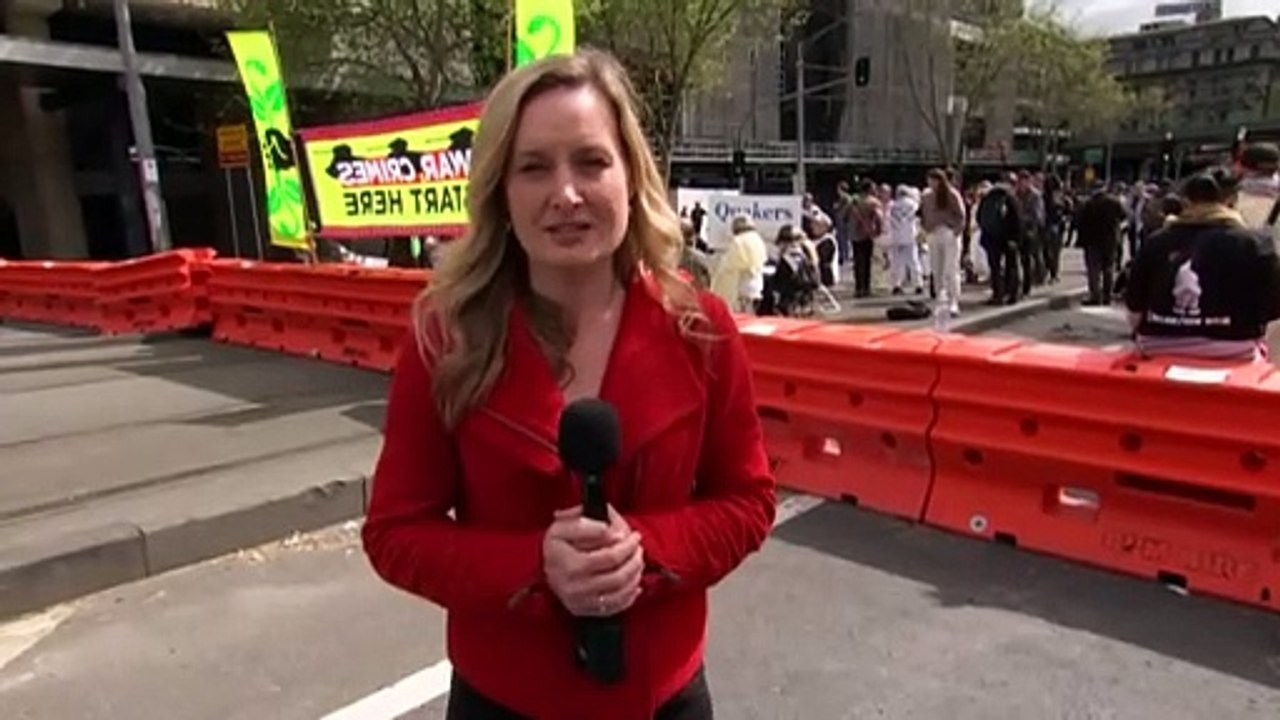 Third day of protests at Melbourne weapons expo