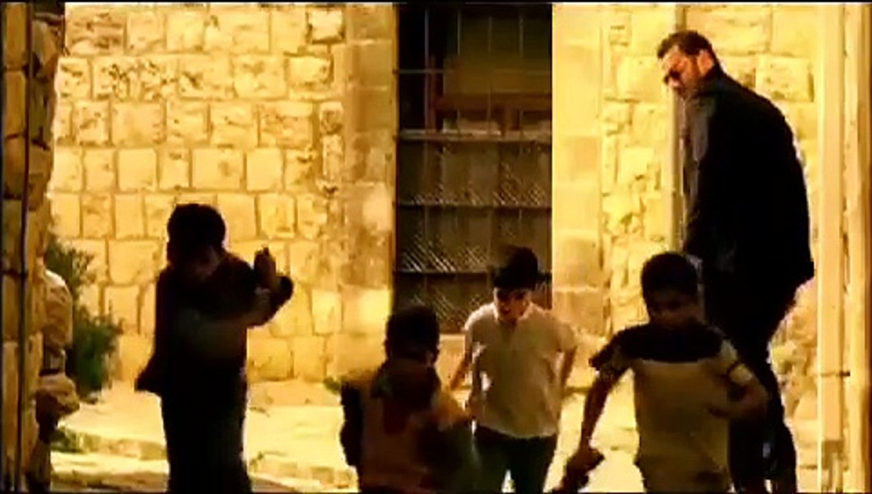 Nelly Makdessy - Mehtaga Lik (Official Music Video)   (نيللي مقدسي - محتاجة ليك (فيديو كليب