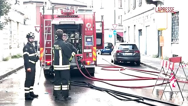 Il video dell'emporio cinese distrutto dall'incendio a Milano: si indaga sull'origine del rogo