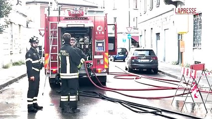 Il video dell'emporio cinese distrutto dall'incendio a Milano: si indaga sull'origine del rogo