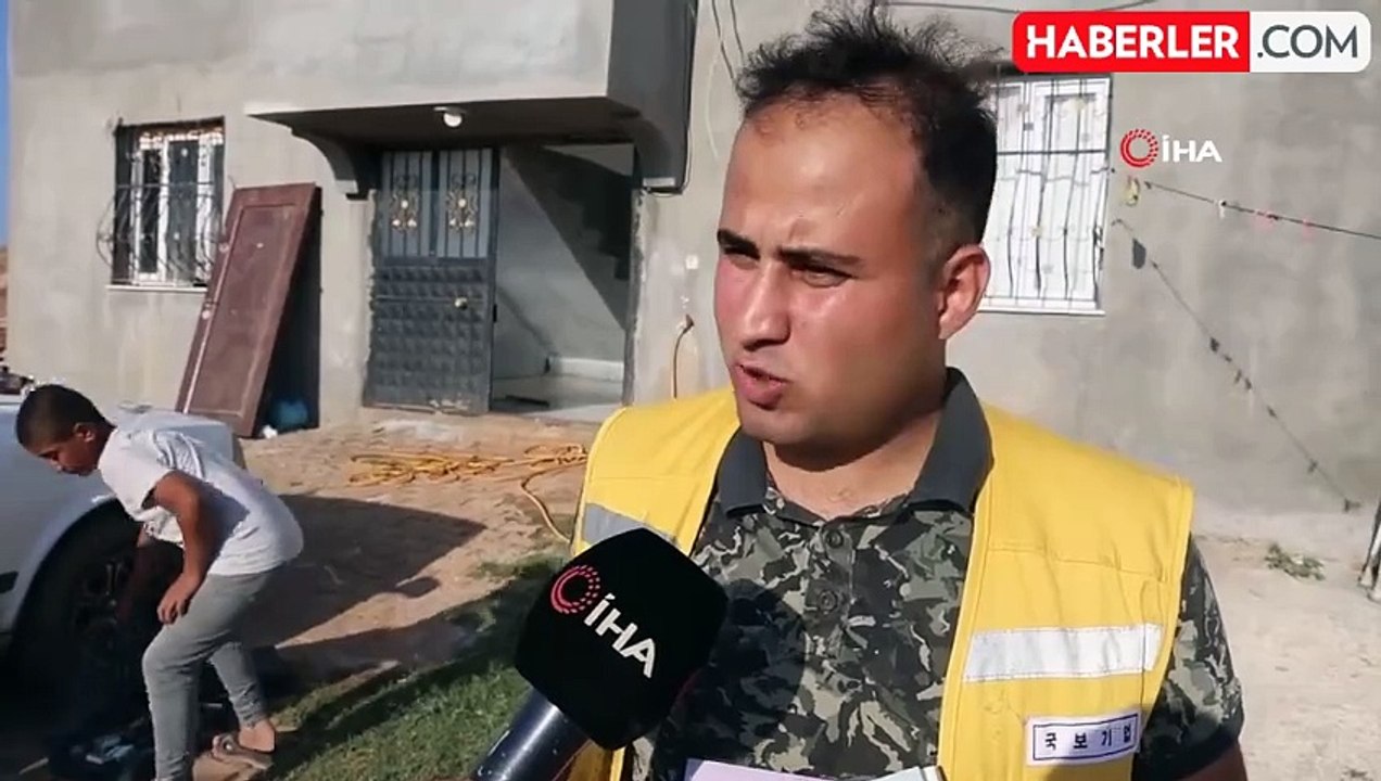 Elektrik Ustası Binlerce Kez Deneme Yaparak 2 Elle Resim Çiziyor