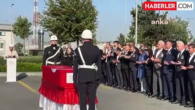 İsrail Saldırısında Ölen Türk-Amerikan Aktivist Ayşenur Ezgi Eygi İçin Tören Düzenlendi