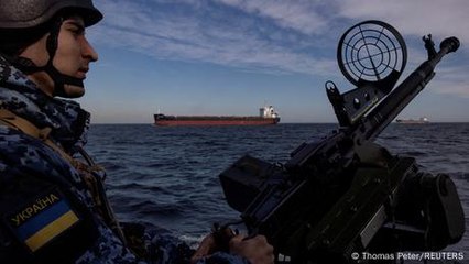 Zelenskyy: Russia attacks Ukrainian civilian grain ship