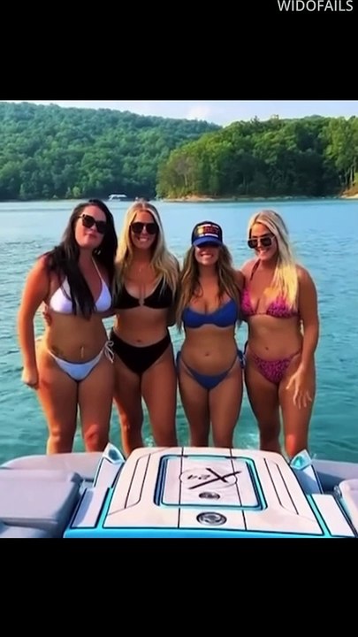 PEOPLE FALLING IN TO THE WATER #shorts #18 #waterfails  #failcompilation #funny #memes #funnyclips