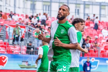 بداية مخيبة لكل من سانت وإتيان وأنجيه