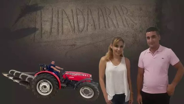 Funda Arar hayranlığı tarlaya traktörle isim yazdırdı