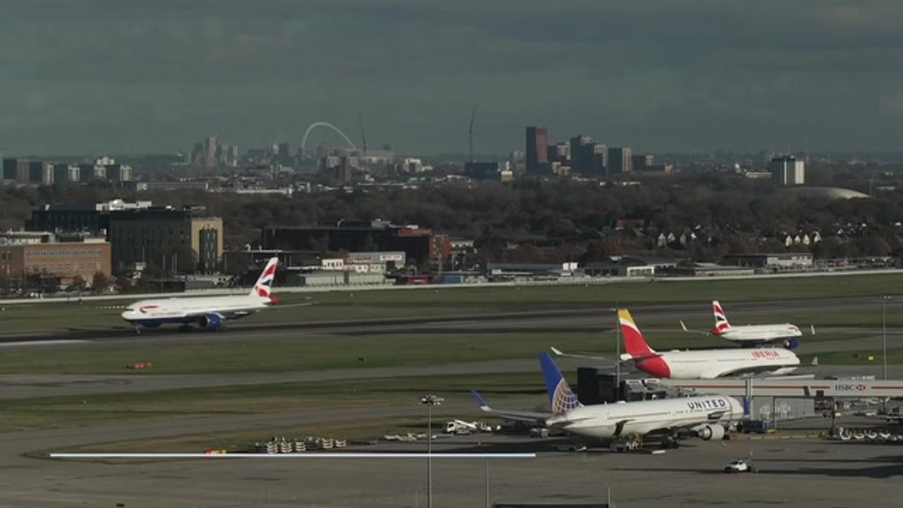 No compensation for British Airways passengers on diverted 'Stanley Johnson flight'