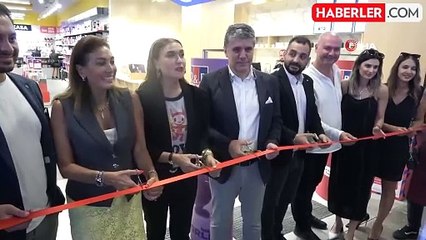 Şevval Sam yeni plağını Bursa'da tanıttı