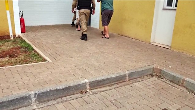 Homens que realizaram festinha na madrugada tentam agredir vizinhos após denúncia de perturbação