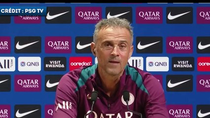 Luis Enrique félicite Donnarumma