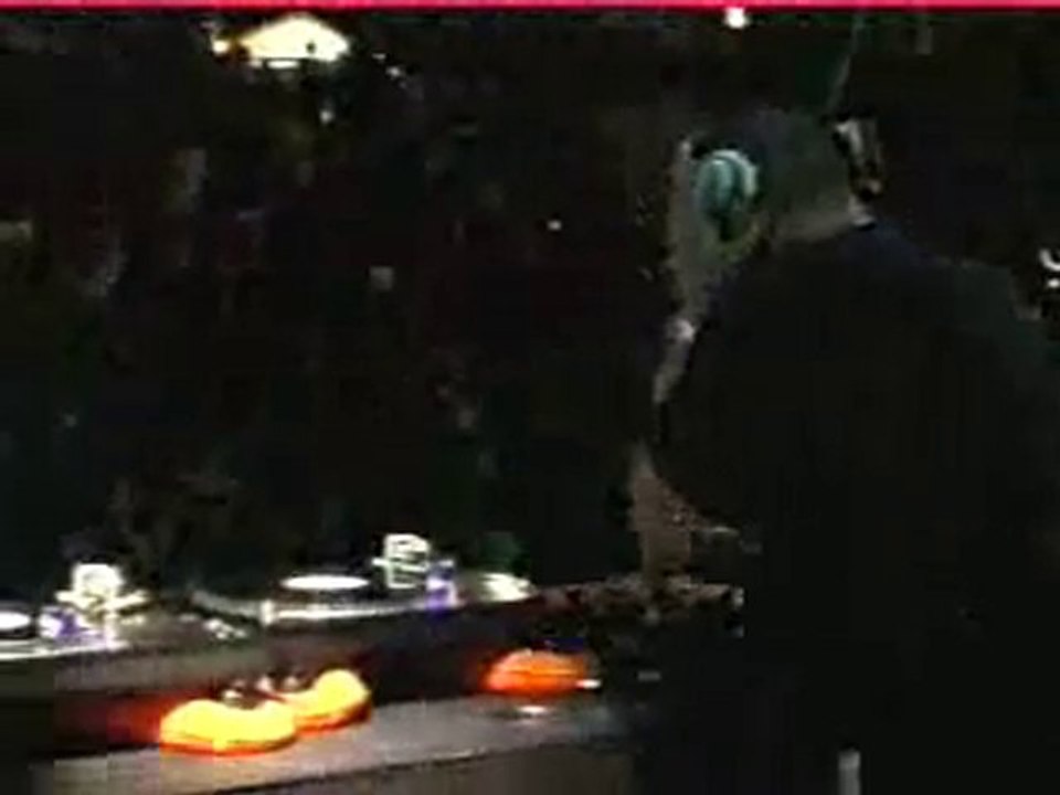 Rolando@ Movement DEMF 2004 (PART # 3)