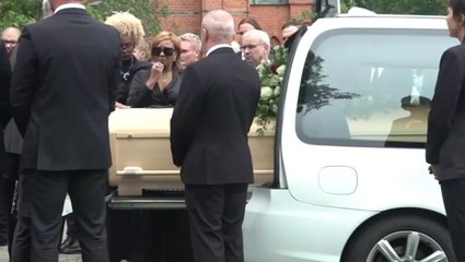 Sven-Goran Eriksson’s former partner Nancy Dell’Olio places rose on his coffin