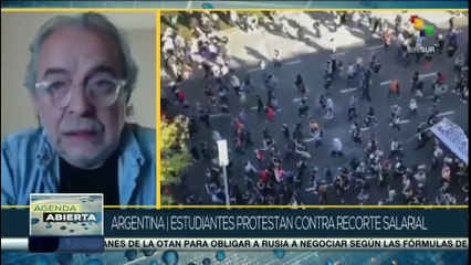 Estudiante y docentes argentinos se concentraron frente al Congreso