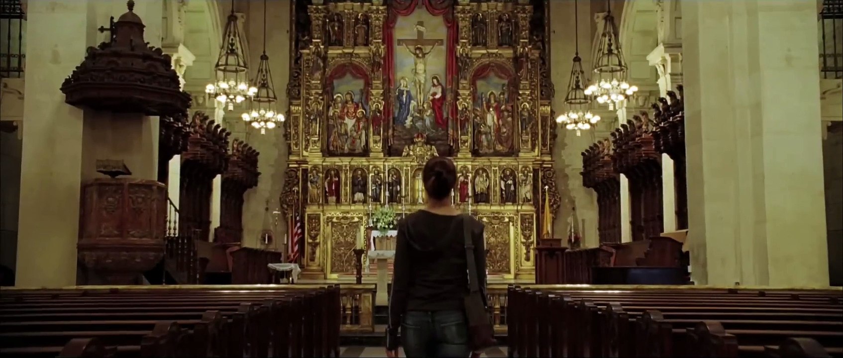 Bande-annonce de Constantine / 19 ans après sa sortie, ce film culte de science-fiction va ENFIN avoir une suite : "Le scénario est dans ma boîte mail"