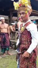 Upacara Adat Desa Tenganan Dauh Tukad Karangasem Bali...  #Tenganan #DesaTenganan #TengananDauhTukad #Karangasem #Bali #UpacaraAdatBali #UpacaraAdat #BaliMula #BaliAga #BaliAsli #UpacaraAbuang #UpacaraMeteruna #UpacaraAkilBalik