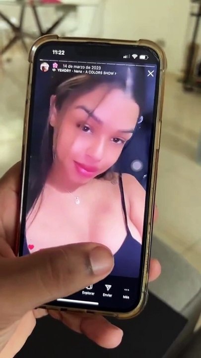 Man’s Viral Reaction After Meeting Instagram Model in Real Life! 
