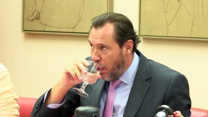 Óscar Puente cesa al presidente de Adif, Ángel Contreras