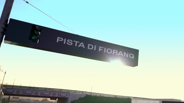 Di corsa nel mondo di Enzo Ferrari: la Mezza Maratona che va in casa delle Rosse