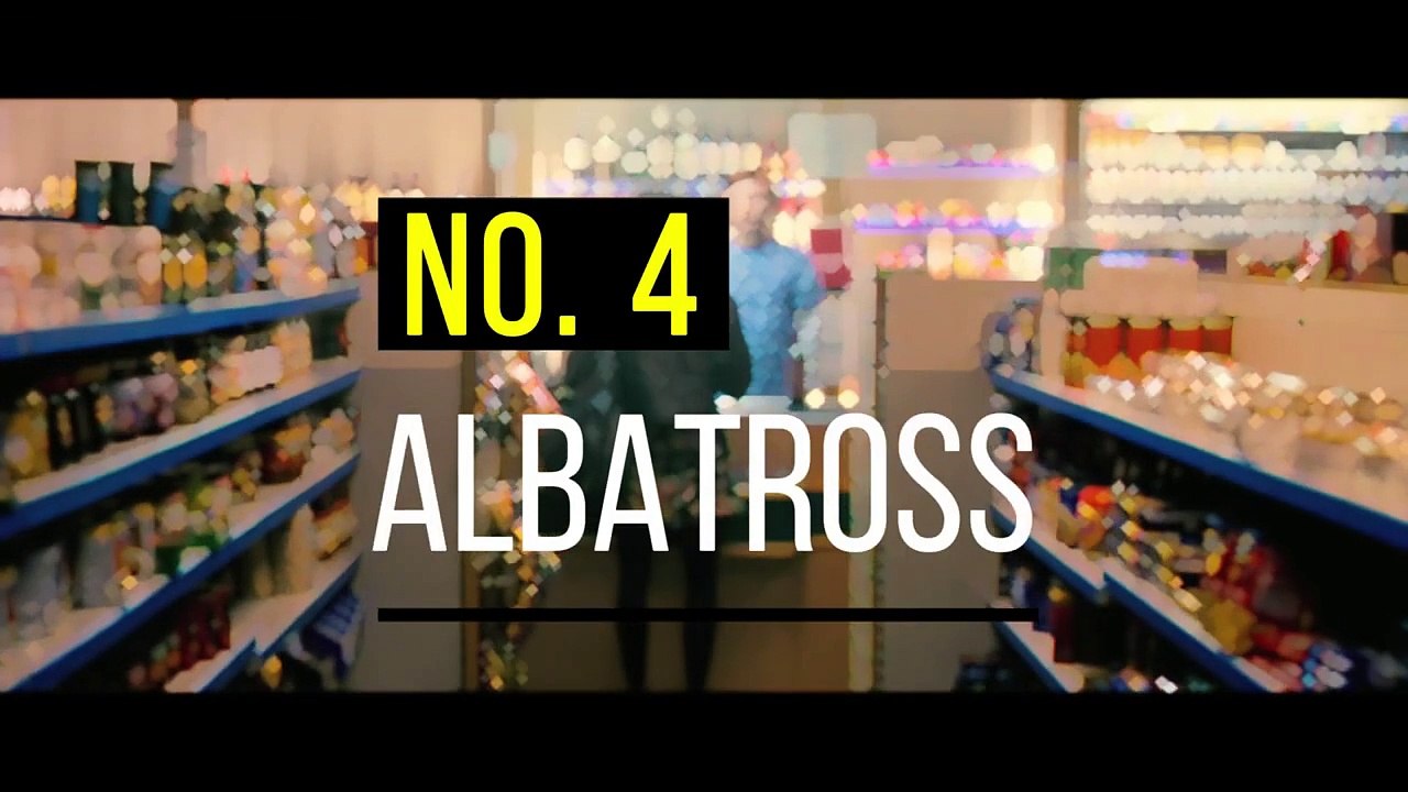 Sexy Hot Romantic Scene - Top 5 Affair With Friend's Father Movies