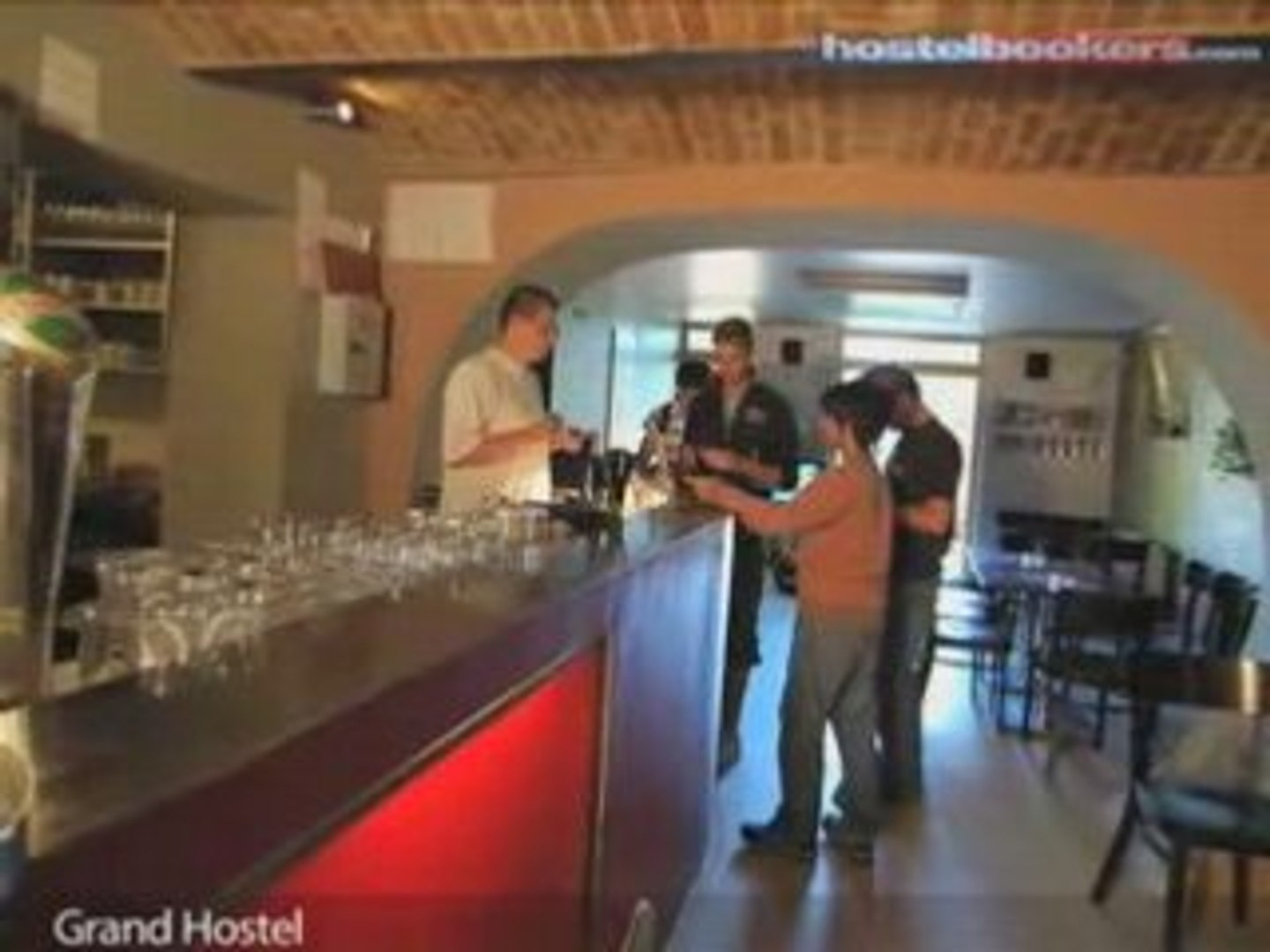 Hostels in Budapest: Video of Budapest Hostels