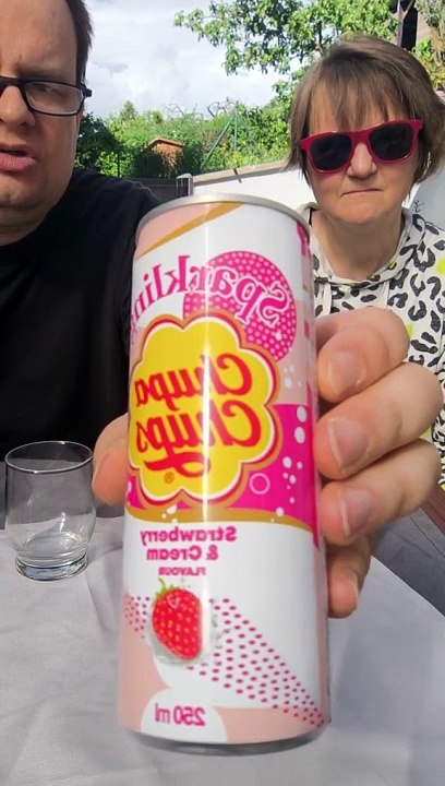 Chupa Chups Strawberry Cream Drink testen mit Anedde