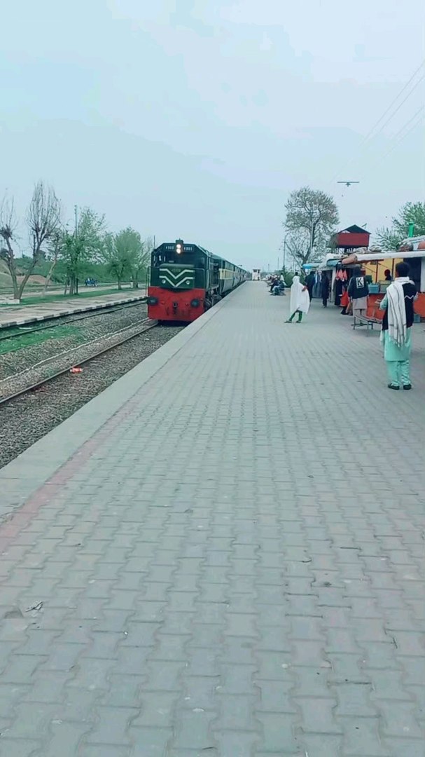 ⁣train travelling