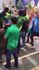 India Pak Cricket Fans Dance on dhool