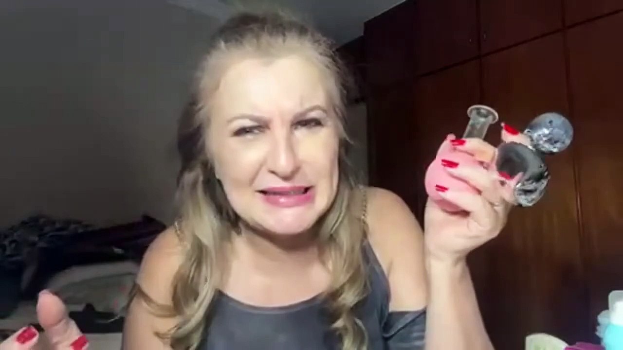 Use todas as noites no rosto antes de dormir para as Rugas