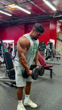 Andreideiu side delts for 3D shoulder