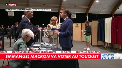 Brigitte Macron : cette bourde commise au moment de voter qui lui a valu d'être rappelée à l'ordre