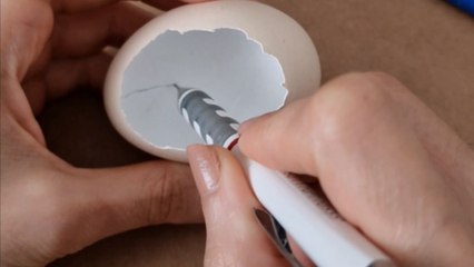 Artist's egg-cellent new artwork can beat anybody in a staring contest