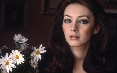 Maria Rosaria Omaggio: è morta a 67 anni la show girl "diventata" Oriana Fallaci